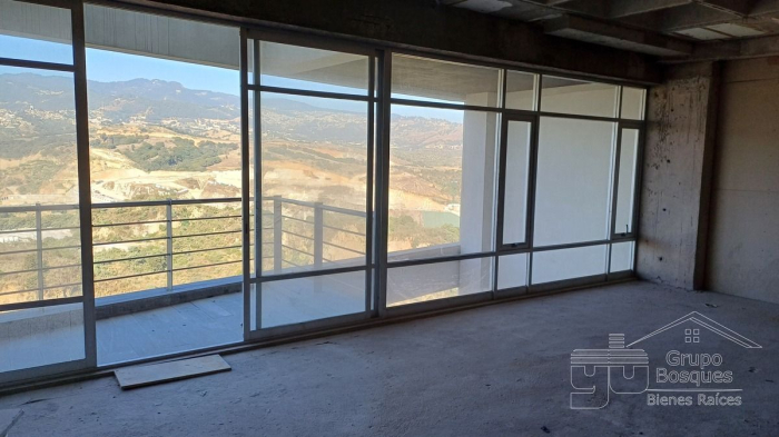 Oficina en Venta en Dolmen Center en Bosque Real,  Huixquilucan