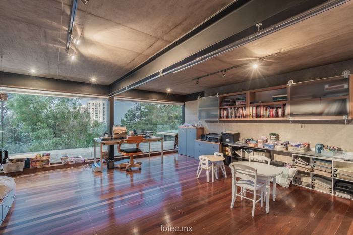 VENTA O RENTA, CASA EN HACIENDA SANTA FE LA LOMA
