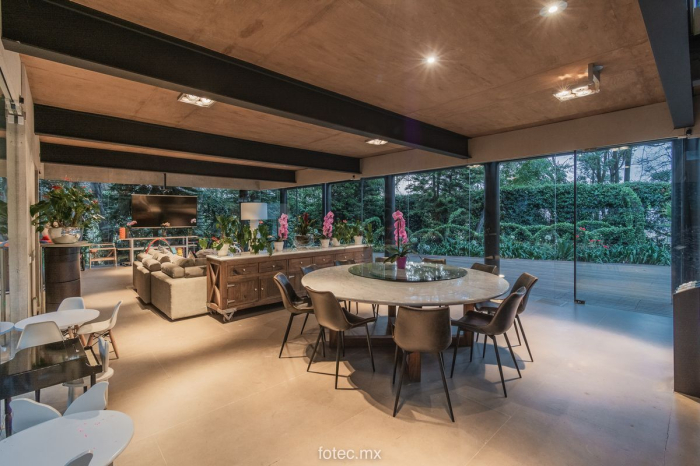 VENTA O RENTA, CASA EN HACIENDA SANTA FE LA LOMA