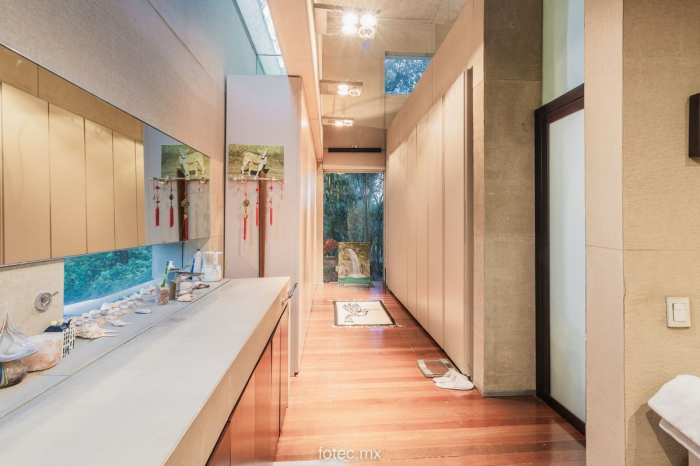 VENTA O RENTA, CASA EN HACIENDA SANTA FE LA LOMA