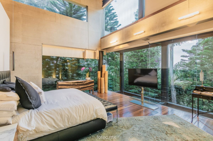 VENTA O RENTA, CASA EN HACIENDA SANTA FE LA LOMA