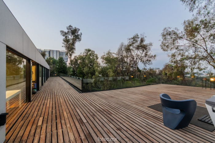VENTA O RENTA, CASA EN HACIENDA SANTA FE LA LOMA
