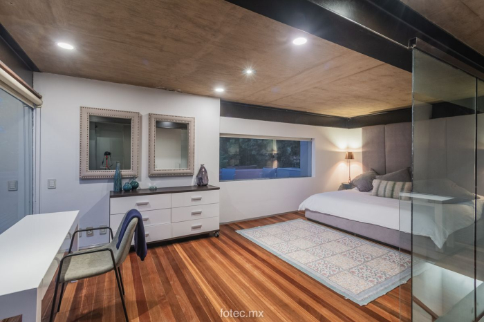 VENTA O RENTA, CASA EN HACIENDA SANTA FE LA LOMA