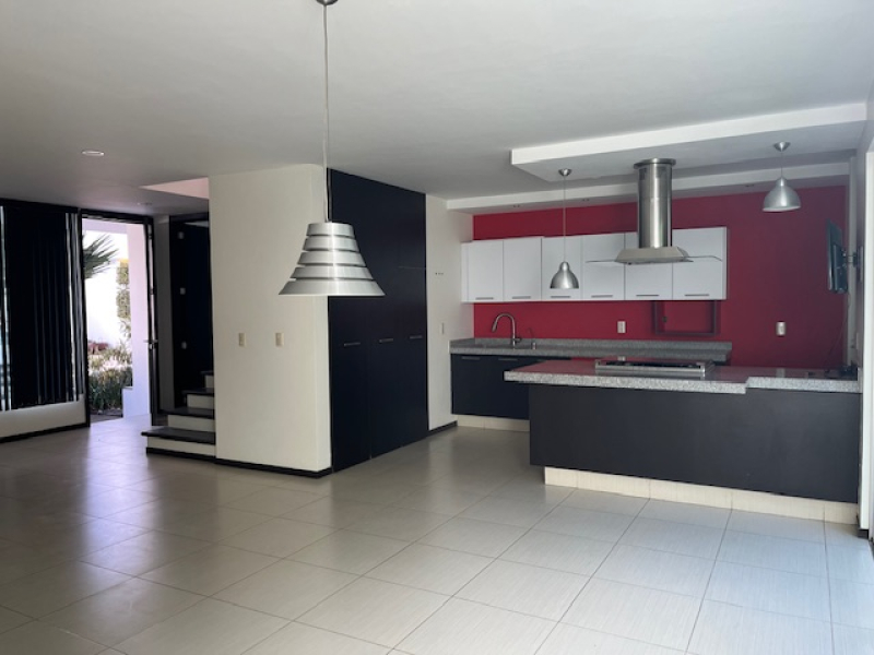 Casa En Condominio En Renta En Solares