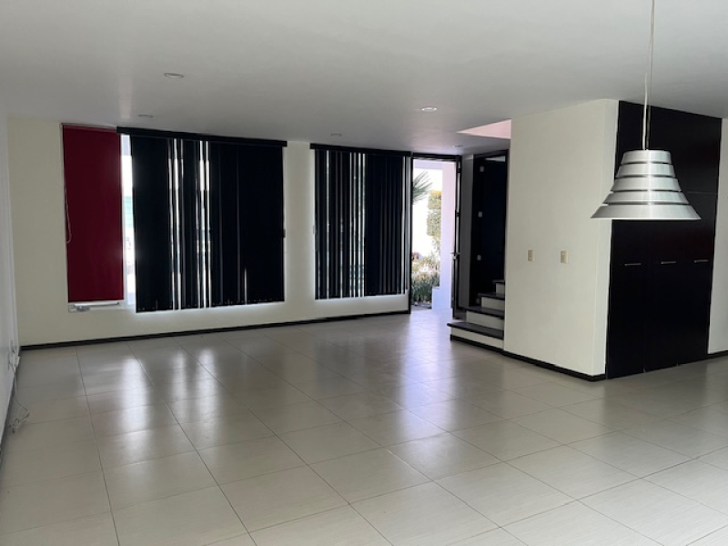 Casa En Condominio En Renta En Solares