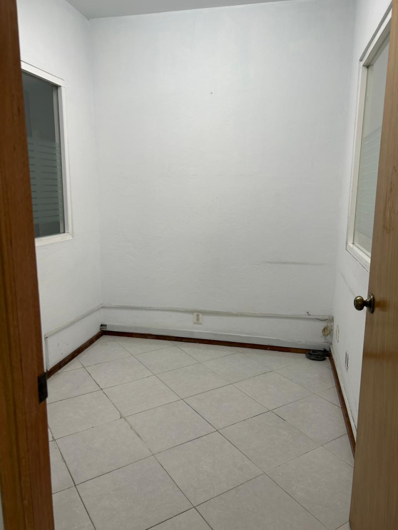OFICINA EN VENTA EN SANTA ROSALIA