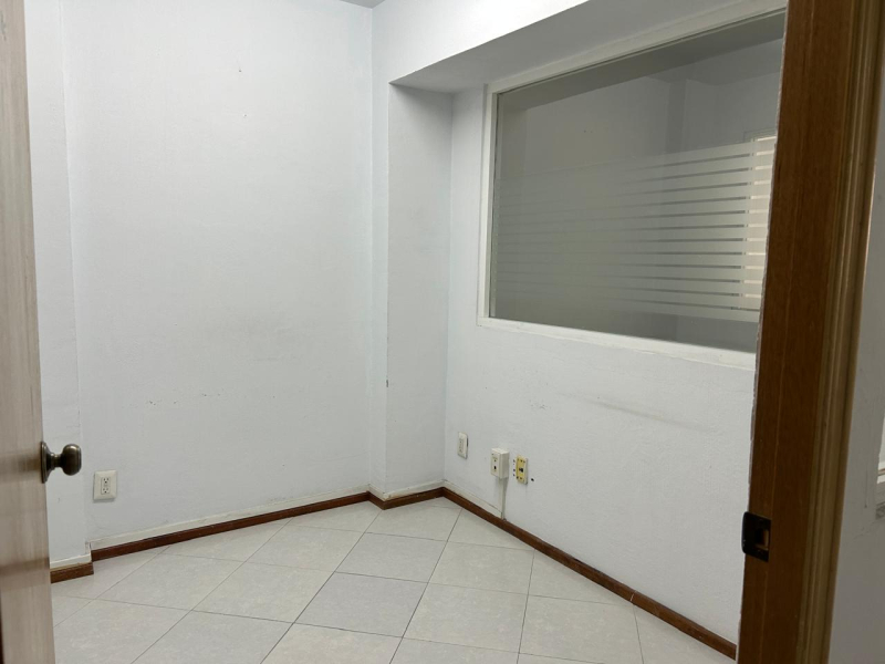 OFICINA EN VENTA EN SANTA ROSALIA