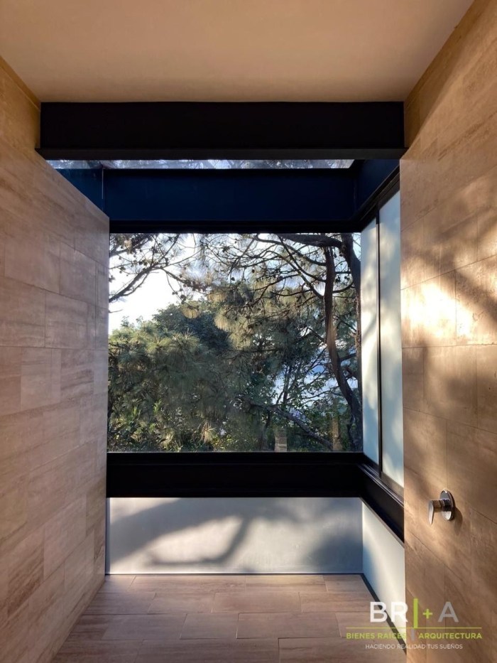 VENTA Y RENTA Casa En Condominio En Valle De Bravo .
