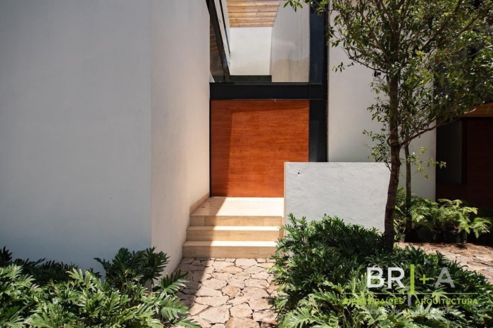 VENTA Y RENTA Casa En Condominio En Valle De Bravo .