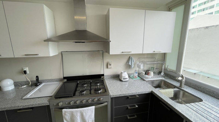 departamento en venta, enfrente al hospital abc de santa fe.