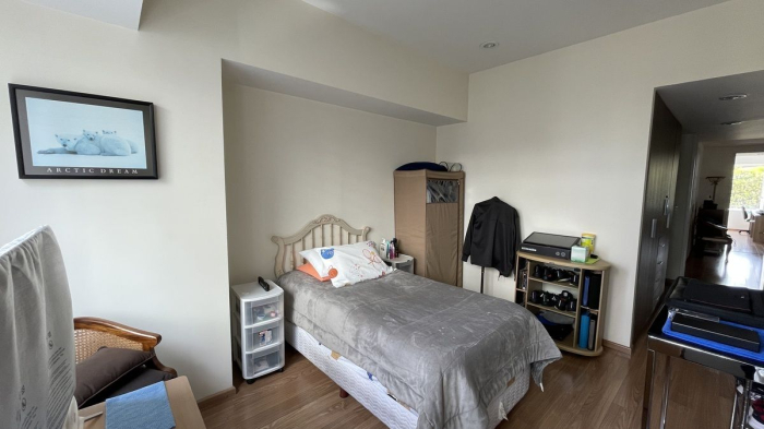 departamento en venta, enfrente al hospital abc de santa fe.