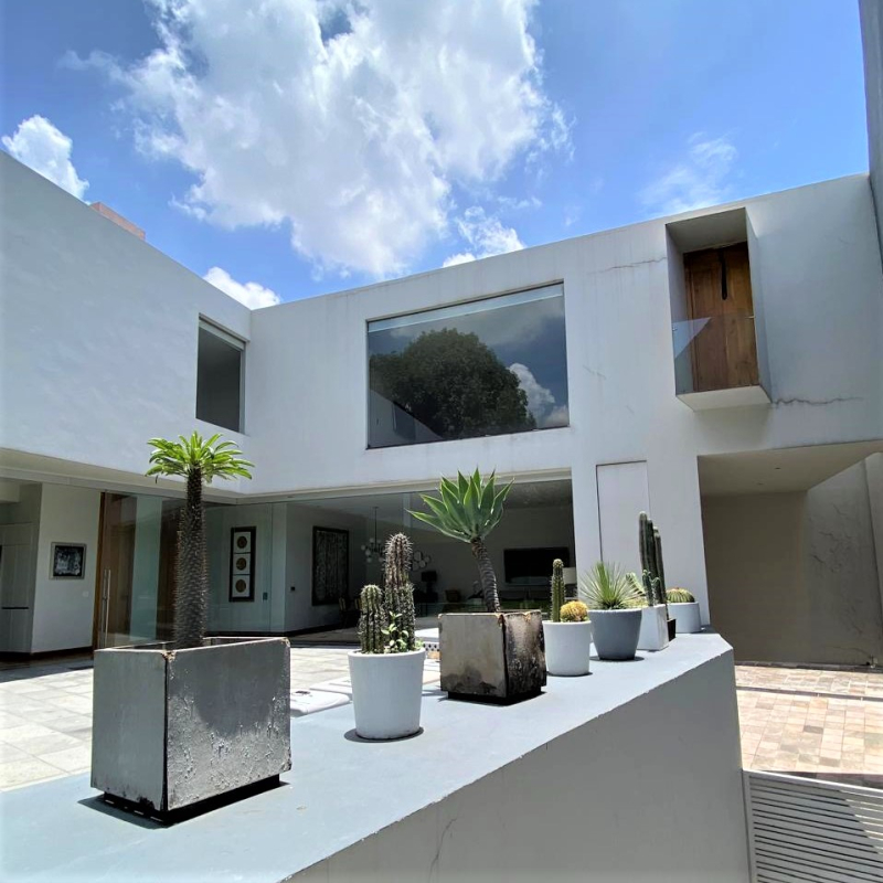 CASA EN CONDOMINIO EN JARDINES DEL PEDREGAL (VENTA) 