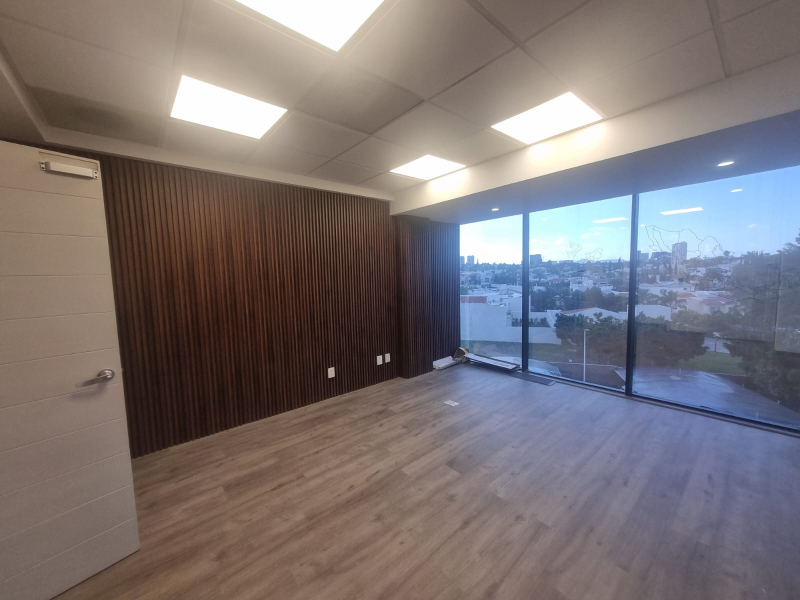 Oficina en Renta en Puerta de Hierro Zapopan