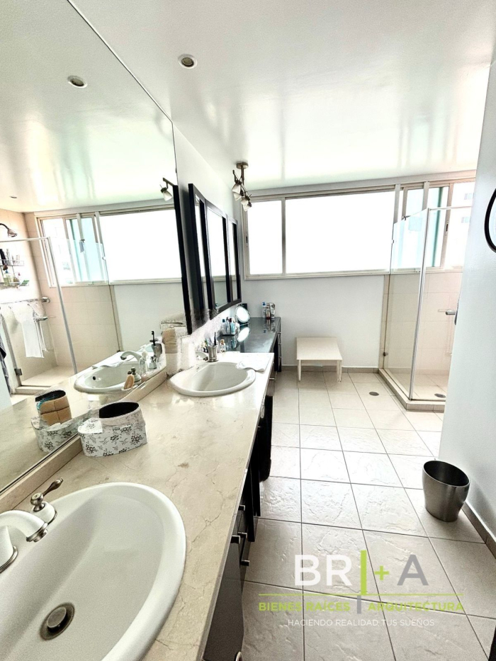 Departamento En Venta En La Enramada Lomas Country Con Terraza