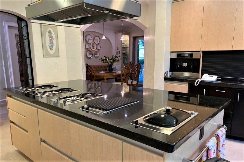 Casa En Venta En Hacienda De Valle Escondido