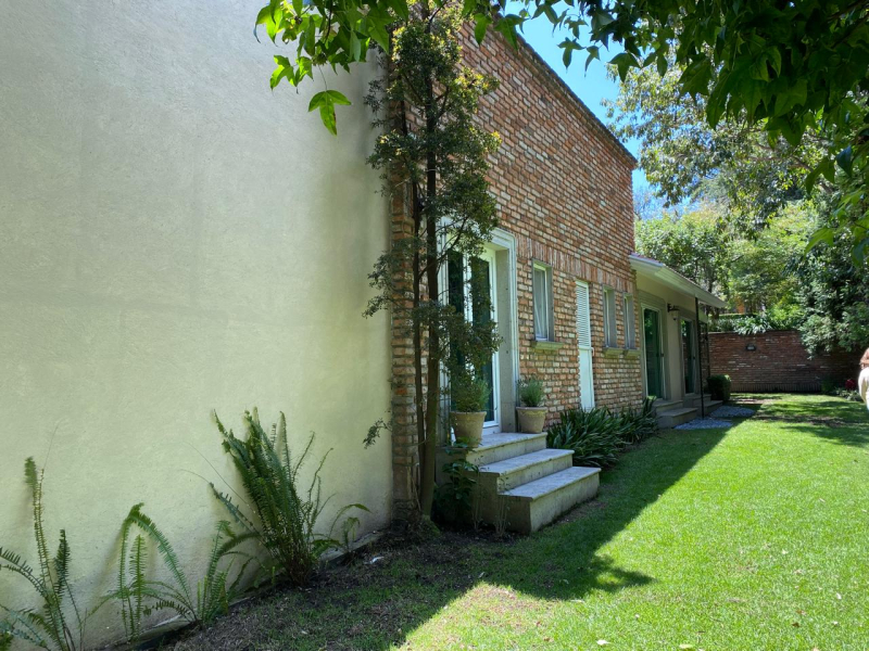 Casa En Venta En Hacienda De Valle Escondido