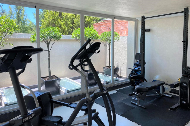 Casa En Venta En Hacienda De Valle Escondido