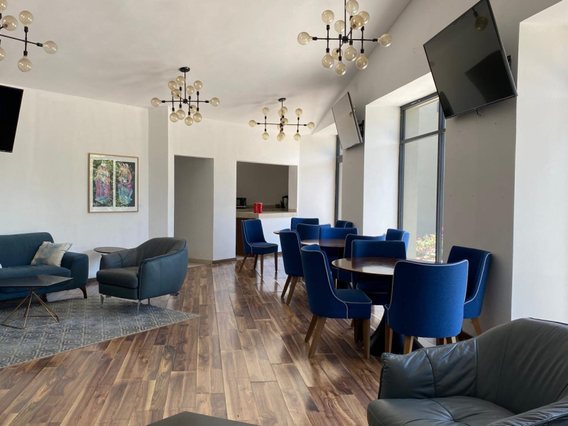 Casa En Venta En Hacienda De Valle Escondido