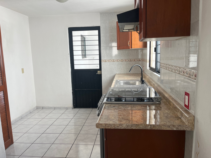 Departamento En Renta En Fraccionamiento Italia Providencia