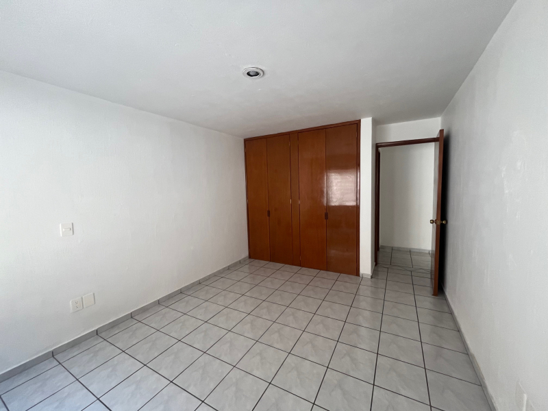 Departamento En Renta En Fraccionamiento Italia Providencia