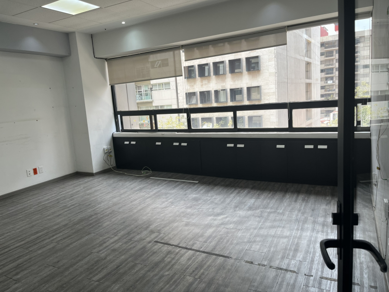 Oficina En Renta Arquimedes 170 M2 Funcional