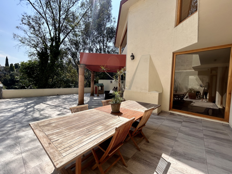 Casa En Venta En Lomas De Bezares