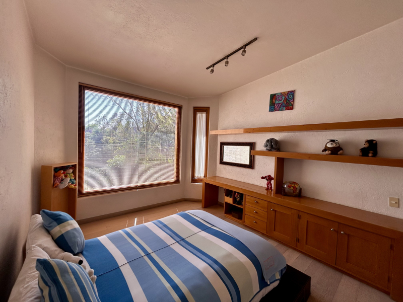 Casa En Venta En Lomas De Bezares