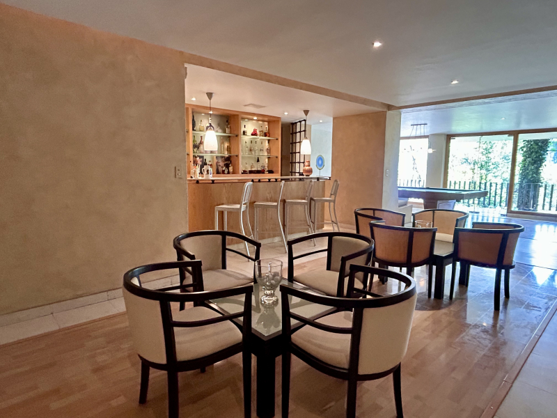 Casa En Venta En Lomas De Bezares