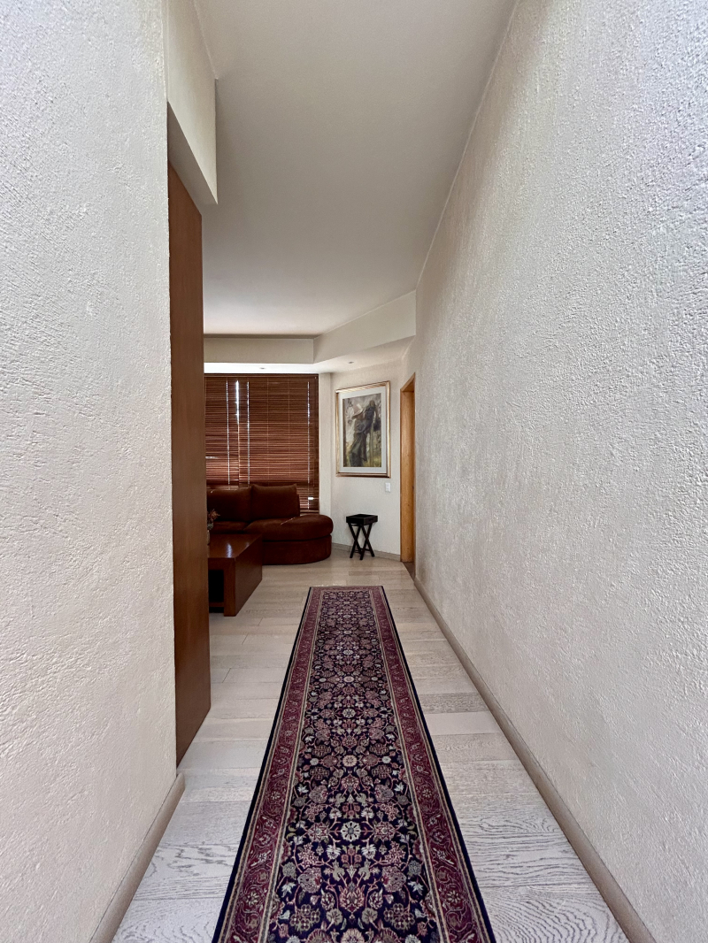 Casa En Venta En Lomas De Bezares