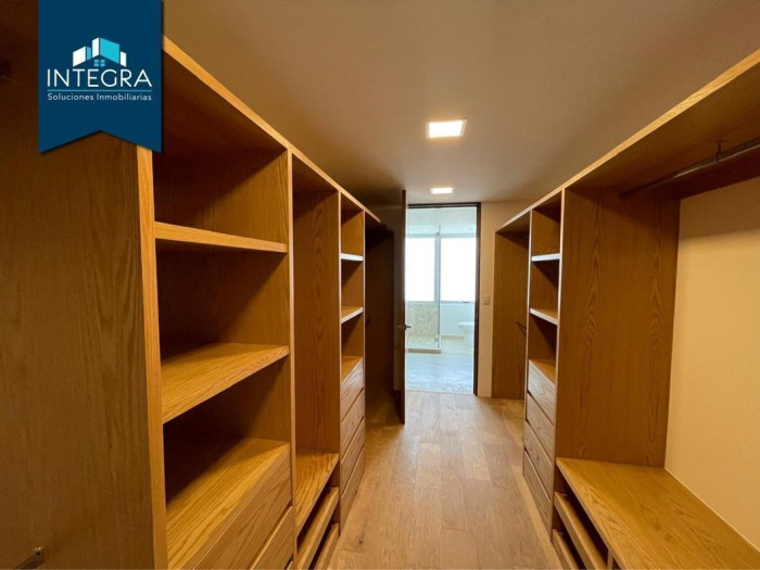Departamento en venta, Av. de los Poetas 