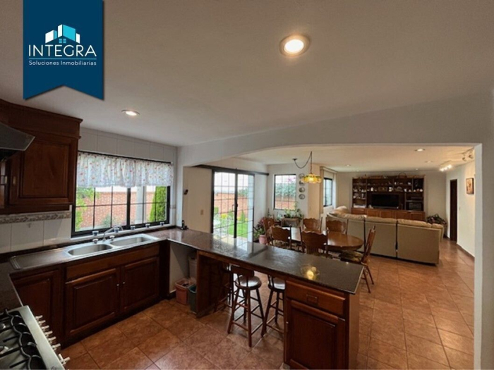 Casa en venta, Priv. Vía Azahar, Interlomas.