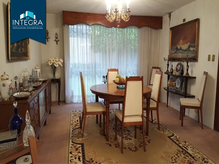 Casa en Venta, Retorno Agua Caliente, Lomas Hipódromo.