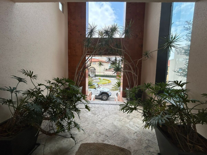 casa en renta amueblada o sin muebles en real del country – lomas country club