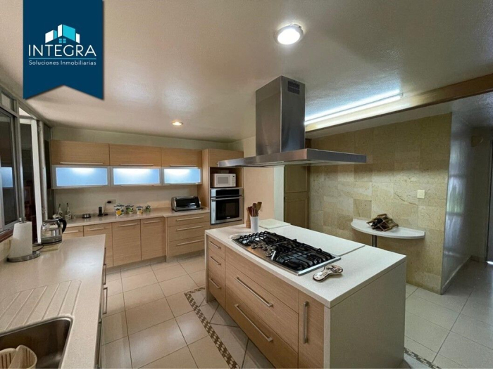 Casa en venta, Blvd. Cataratas, Jardines del Pedregal.
