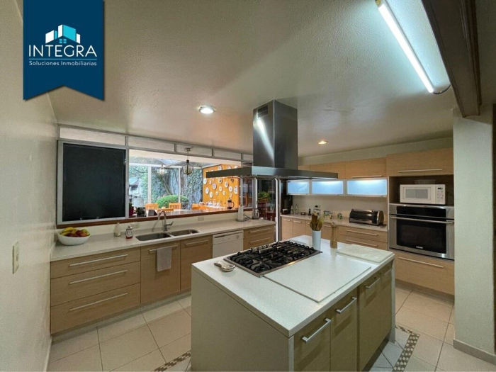 Casa en venta, Blvd. Cataratas, Jardines del Pedregal.