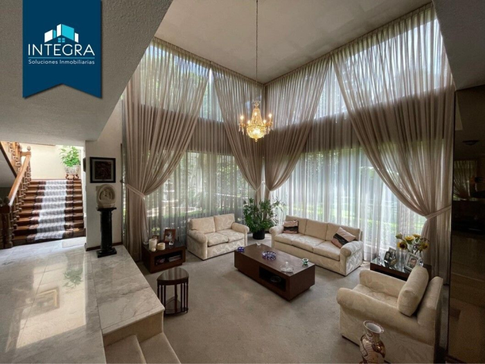 Casa en venta, Blvd. Cataratas, Jardines del Pedregal.