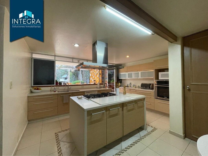 Casa en venta, Blvd. Cataratas, Jardines del Pedregal.