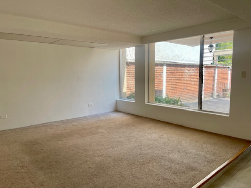 CASA EN RENTA EN PRIVADA  - LOMA LARGA - VISTAHERMOSA