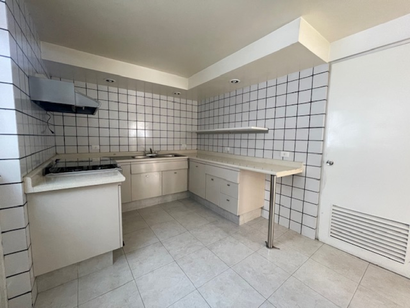 CASA EN RENTA EN PRIVADA  - LOMA LARGA - VISTAHERMOSA