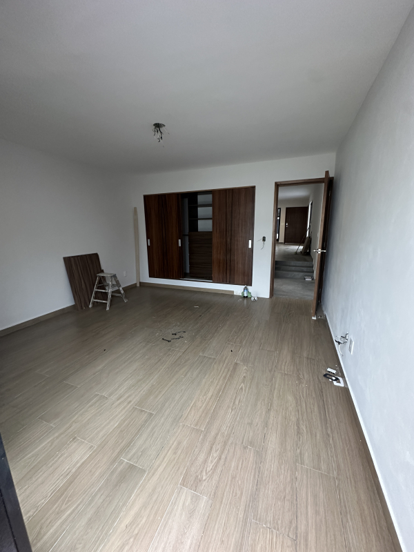CASA EN VENTA EN JARDINES UNIVERSIDAD