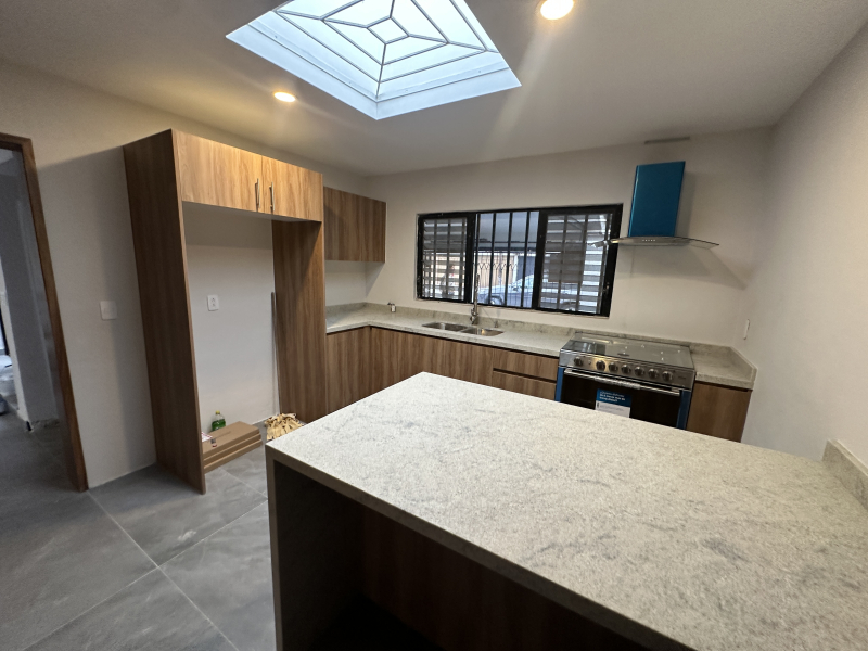 CASA EN VENTA EN JARDINES UNIVERSIDAD