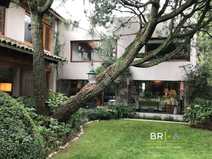 Casa  en venta en fraccionamiento con seguridad   , Santa Fe
