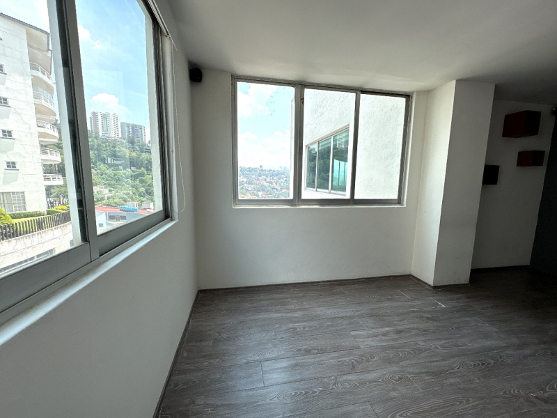 Tu Oasis Privado en la Ciudad: Penthouse de 357 m² en Lomas del Río.