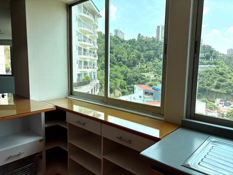 tu oasis privado en la ciudad: penthouse de 357 m² en lomas del río.