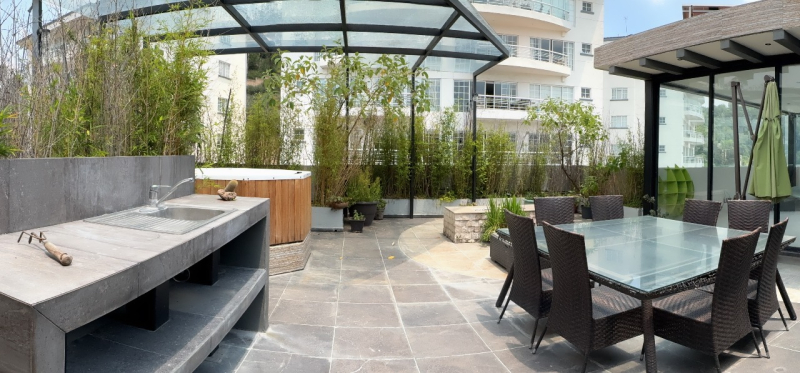 tu oasis privado en la ciudad: penthouse de 357 m² en lomas del río.