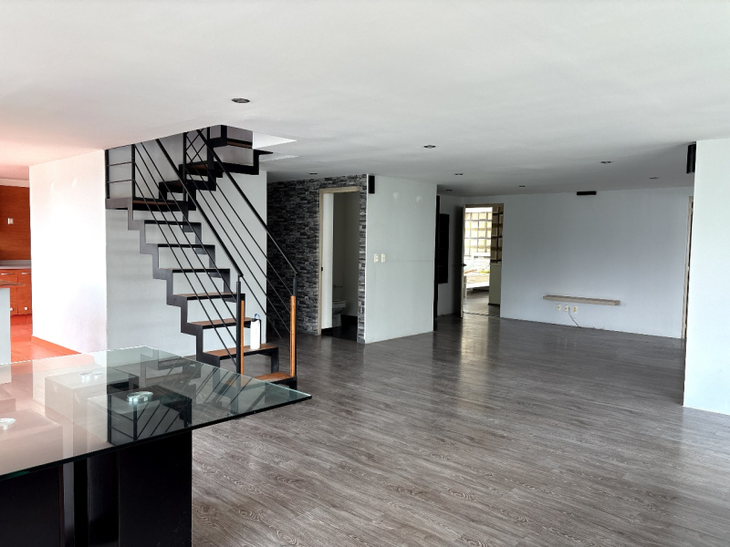 tu oasis privado en la ciudad: penthouse de 357 m² en lomas del río.