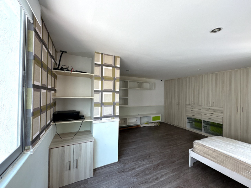 tu oasis privado en la ciudad: penthouse de 357 m² en lomas del río.