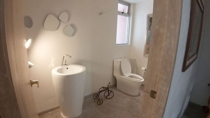 CASA EN VENTA EN HERRADURA EN CERRADA