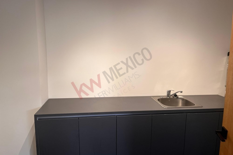 renta de oficina en bosque de duraznos | 160 m² | lista para ocuparse