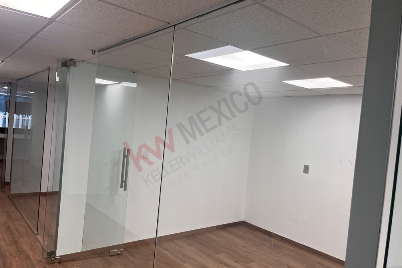 renta de oficina en bosque de duraznos | 75 m² | lista para ocuparse
